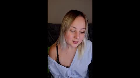 Snapshot of not_nakedcat chatting on September 27, 2025, 5:56 am hi glad to chat online show from September 27, 2025, 5:56 am