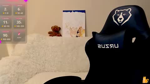 Snapshot of not_nakedcat chatting on November 18, 2025, 6:34 pm hi glad to chat online show from November 18, 2025, 6:34 pm