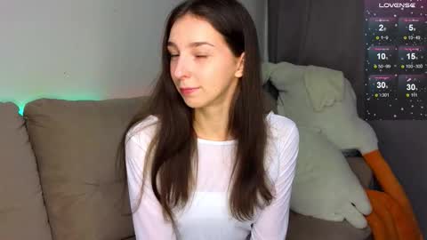 Hello My name is Helene NTMU  Finger up if u like what u see online show from October 22, 2025, 2:17 pm