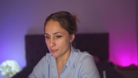 Tina online show from December 25, 2024, 4:22 pm