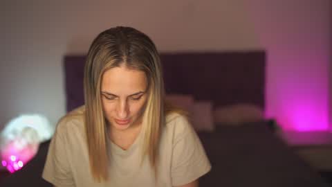 Tina online show from December 29, 2024, 1:45 am