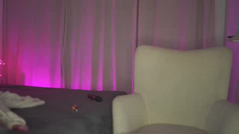 Tina online show from March 6, 2025, 2:41 am