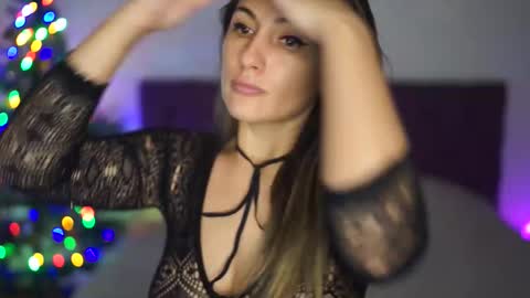 Tina online show from December 19, 2025, 8:16 pm