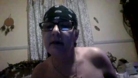 nothingbutthongs online show from December 19, 2025, 11:01 pm