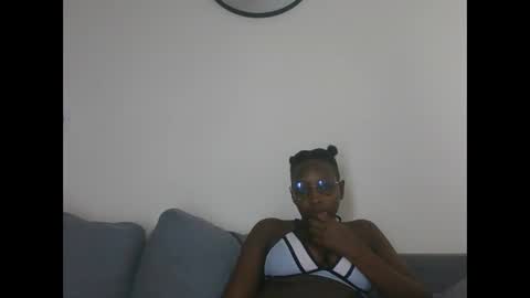 notorioussaint online show from October 5, 2025, 1:09 pm