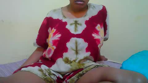 Snapshot of notoy1 chatting on February 20, 2026, 11:32 am notoy1 online show from February 20, 2026, 11:32 am