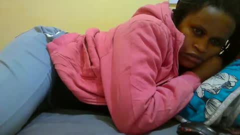 Snapshot of notoy1 chatting on March 5, 2026, 6:15 pm notoy1 online show from March 5, 2026, 6:15 pm