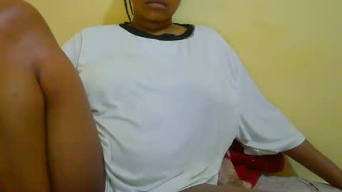 Snapshot of notoy1 chatting on April 14, 2026, 3:01 am notoy1 online show from April 14, 2026, 3:01 am