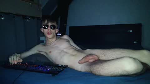 NotSpace   online show from December 19, 2025, 9:33 pm