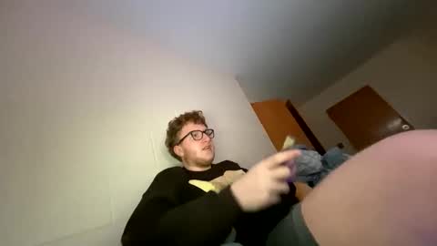 Snapshot of notthis2005 chatting on February 6, 2025, 4:58 pm NotThis online show from February 6, 2025, 4:58 pm