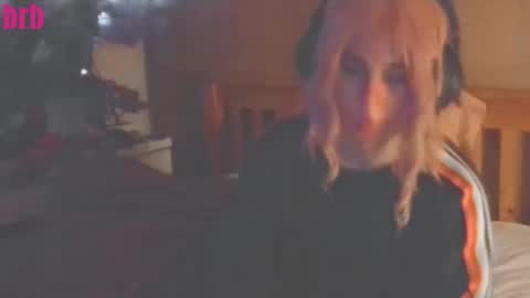 Lucy online show from November 1, 2025, 4:14 am