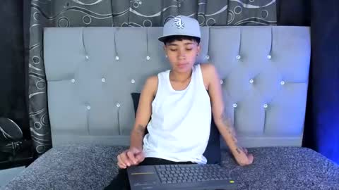 Snapshot of nova_sex1 chatting on December 18, 2024, 7:04 am nova online show from December 18, 2024, 7:04 am
