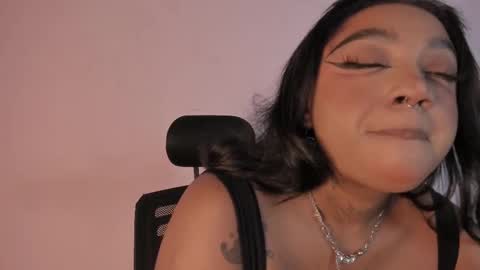 Snapshot of nova_swan chatting on March 4, 2025, 7:54 pm NOVA online show from March 4, 2025, 7:54 pm