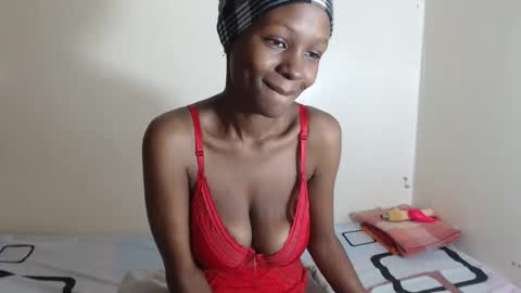 nova_vixen online show from November 19, 2025, 9:31 am