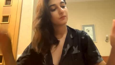 Kate online show from November 20, 2025, 9:58 pm