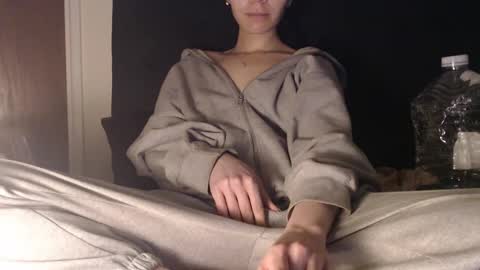 Snapshot of novafrey chatting on January 17, 2025, 5:11 am Olivia online show from January 17, 2025, 5:11 am