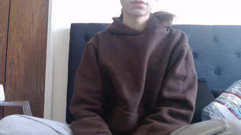 Snapshot of novafrey chatting on January 26, 2025, 6:27 pm Olivia online show from January 26, 2025, 6:27 pm