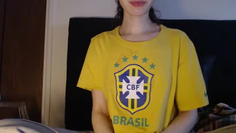 Snapshot of novafrey chatting on January 30, 2025, 9:58 pm Olivia online show from January 30, 2025, 9:58 pm