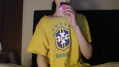 Snapshot of novafrey chatting on February 1, 2025, 1:02 am Olivia online show from February 1, 2025, 1:02 am