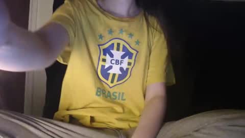 Snapshot of novafrey chatting on February 27, 2025, 12:54 am Olivia online show from February 27, 2025, 12:54 am