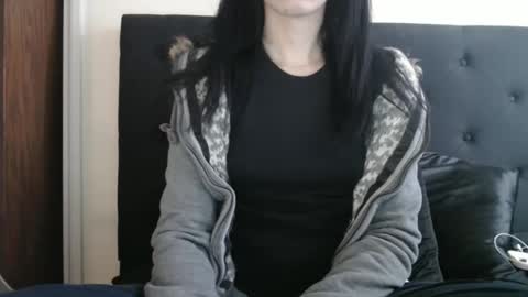 Olivia online show from March 4, 2026, 4:46 pm