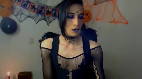 Nova...  online show from October 10, 2025, 10:53 pm