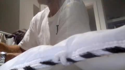 nughet1 online show from April 19, 2026, 7:05 pm