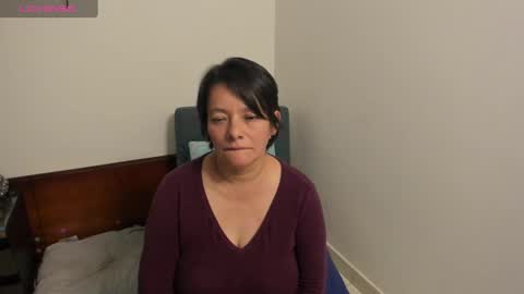 Snapshot of nuit_rose chatting on February 9, 2025, 10:42 am nuit_rose online show from February 9, 2025, 10:42 am