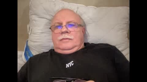 nukiss online show from January 2, 2025, 5:39 pm