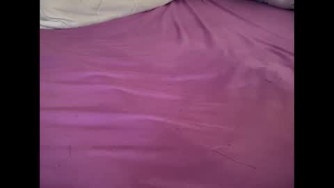 nukiss online show from January 22, 2025, 11:12 am