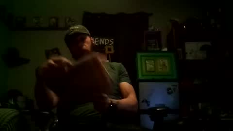 Awwwww Hey Sweetie Pies. Welcome To The Sweetie Pie Lounge. Enjoy The Dad-Cast. SweetCorny Fun-loving Dad Talk. online show from February 4, 2025, 7:07 am