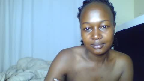 nutgal online show from January 13, 2026, 2:39 am