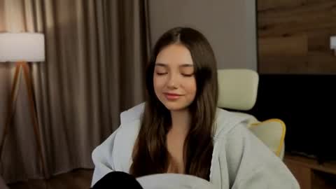 Rachel online show from June 28, 2026, 7:31 pm