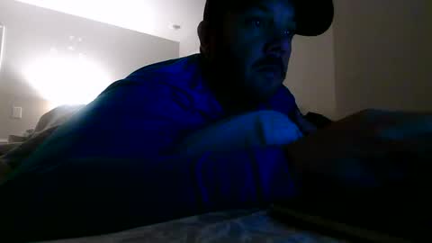 nuttincowboy727272 online show from February 10, 2026, 1:10 am