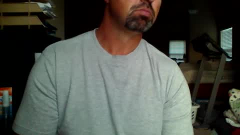 nvrenuff1979 online show from September 25, 2025, 11:36 am