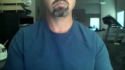 nvrenuff1979 online show from November 19, 2025, 12:49 pm