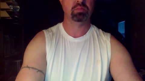 nvrenuff1979 online show from January 14, 2026, 12:33 pm