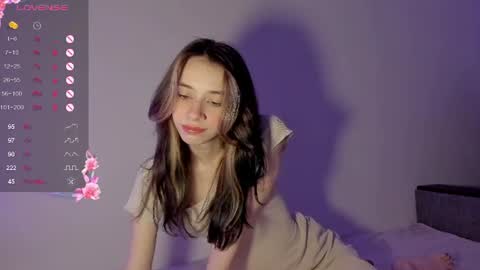 Snapshot of nxdee_ chatting on July 17, 2026, 7:48 am nxdee_ online show from July 17, 2026, 7:48 am