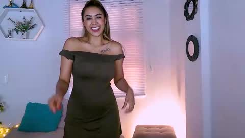 Nycole online show from February 5, 2025, 5:31 pm