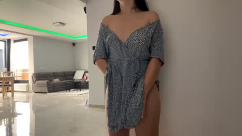 Nicol online show from November 11, 2025, 12:05 pm