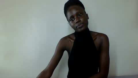 nylamoon1 online show from June 14, 2026, 8:22 pm