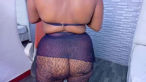 nympho_bff online show from October 17, 2025, 9:17 pm