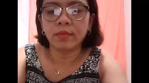 Snapshot of nymphoangel2022 chatting on March 9, 2025, 5:44 am I am your angel online show from March 9, 2025, 5:44 am