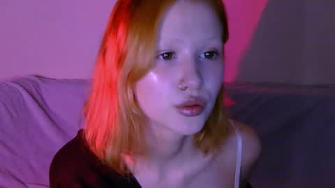 nyra_thira online show from October 16, 2025, 1:28 am