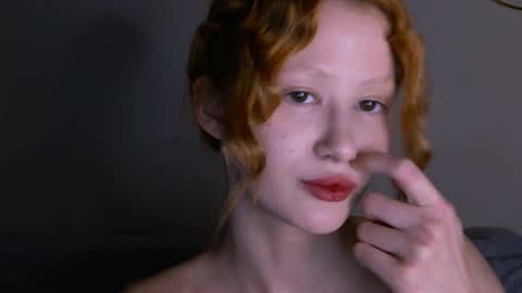 nyra_thira online show from November 12, 2025, 11:25 pm