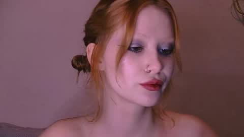 nyra_thira online show from November 14, 2025, 3:00 pm