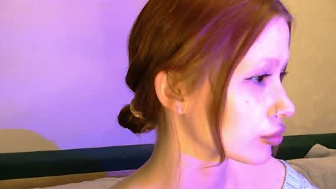 nyra_thira online show from April 2, 2026, 8:50 pm