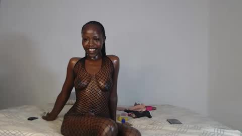 Snapshot of nyx_flame chatting on October 13, 2025, 3:28 am Nyx flames online show from October 13, 2025, 3:28 am