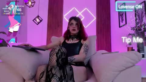  Nyxx  online show from November 12, 2025, 11:47 pm