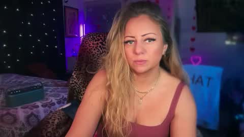 nyxxen online show from February 16, 2026, 1:02 am